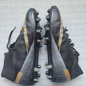 Black and Gold Men's Soccer Cleats